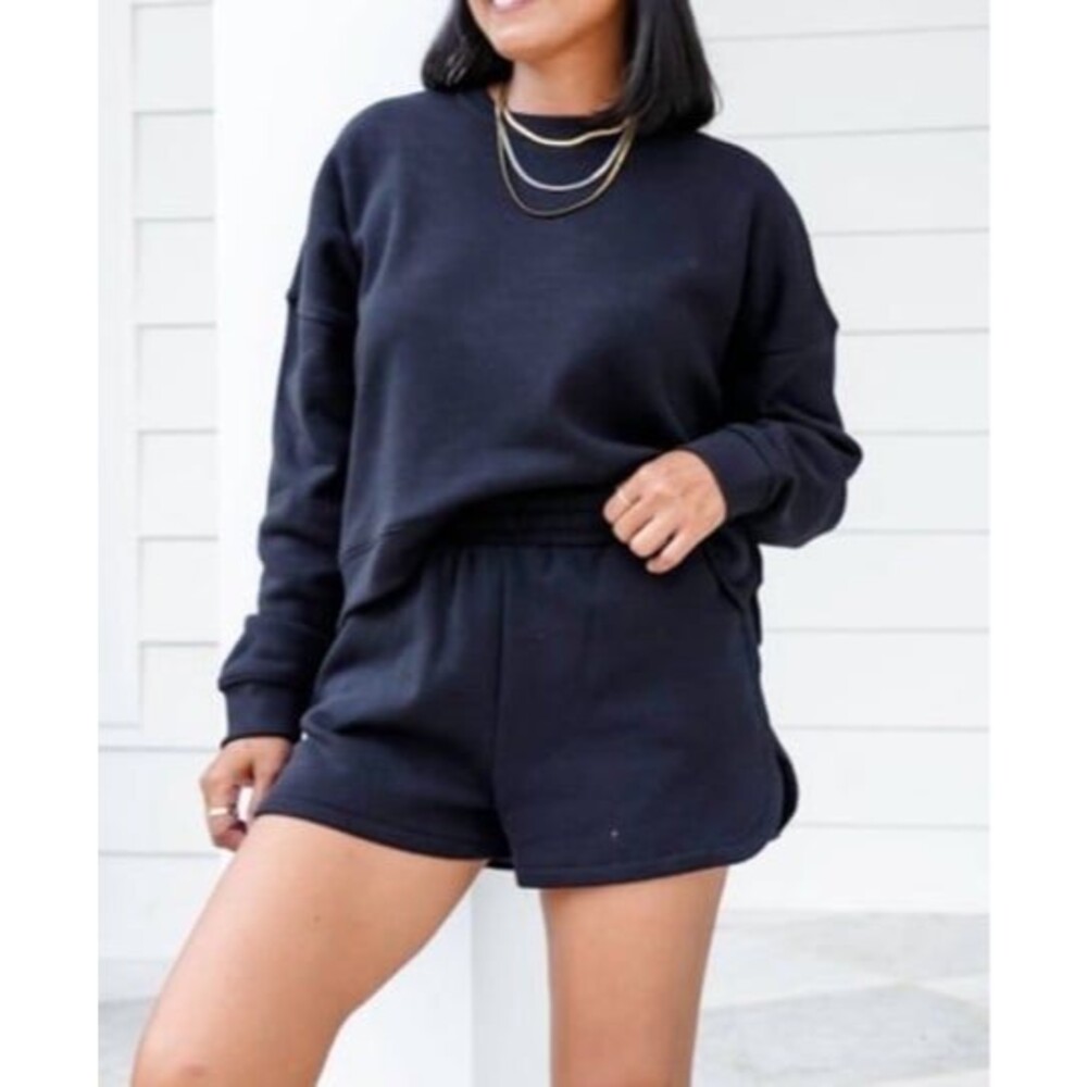 Zenana set BLACK SWEATSHIRT & SHORTS womens SMALL 2 - 6 top and bottom soft NEW